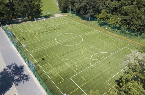 Boisko treningowe z trawy syntetycznej KS Bieżanowianka, Kraków 2015r.